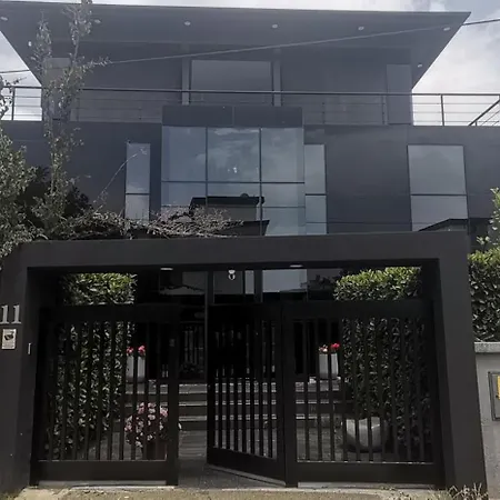 Black Box Village With Garden Vila