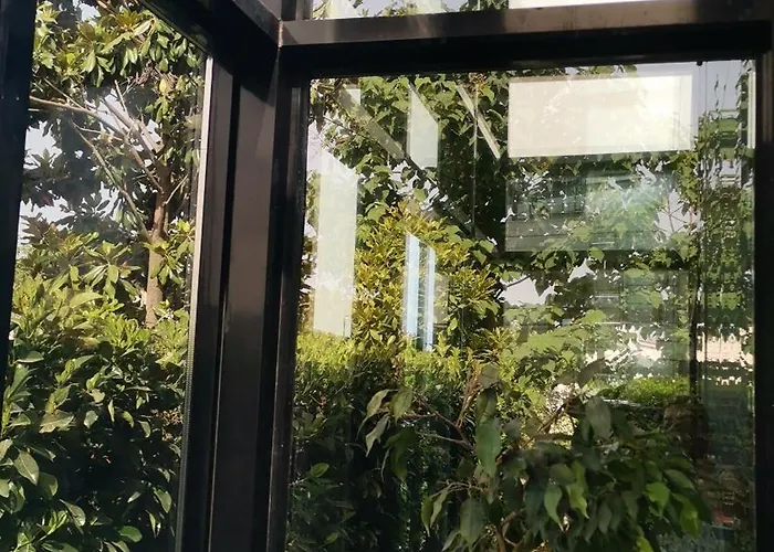 Vila Black Box Village With Garden