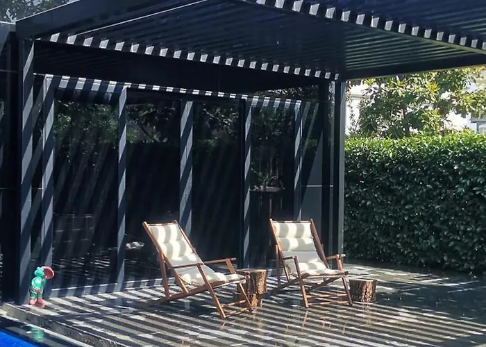 Villa Black Box Village With Garden Seferihisar