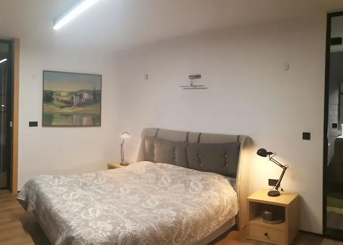 Villa Black Box Village With Garden