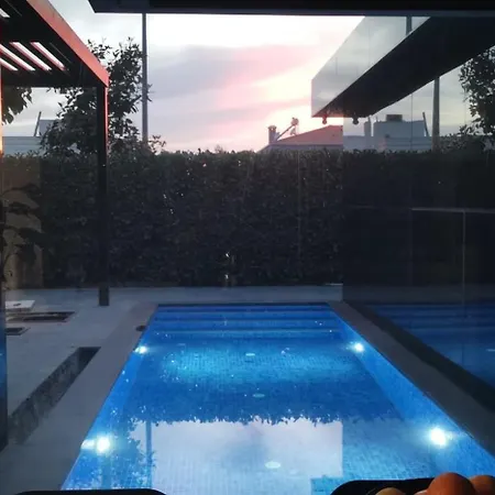 Villa Black Box Village With Garden *