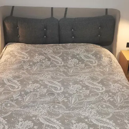 Villa Black Box Village With Garden